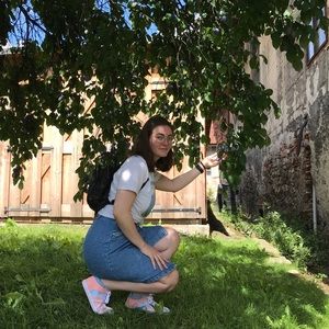 Meet your Posher, ! maria